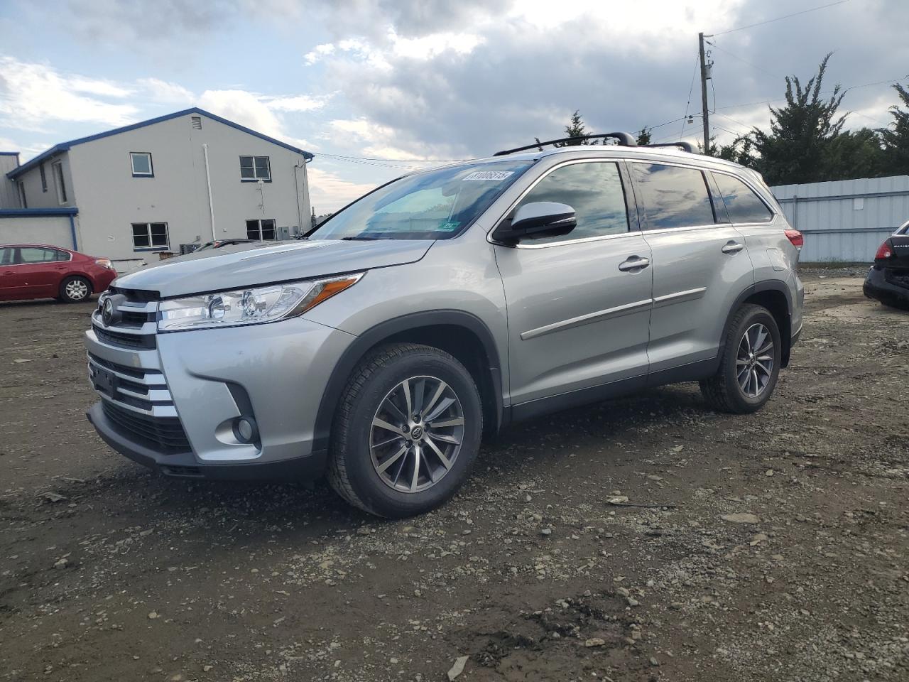 2019 TOYOTA HIGHLANDER