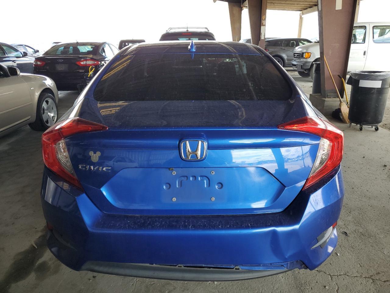 2018 HONDA CIVIC
