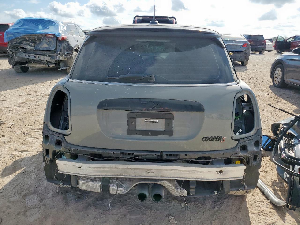 2023 MINI COOPER