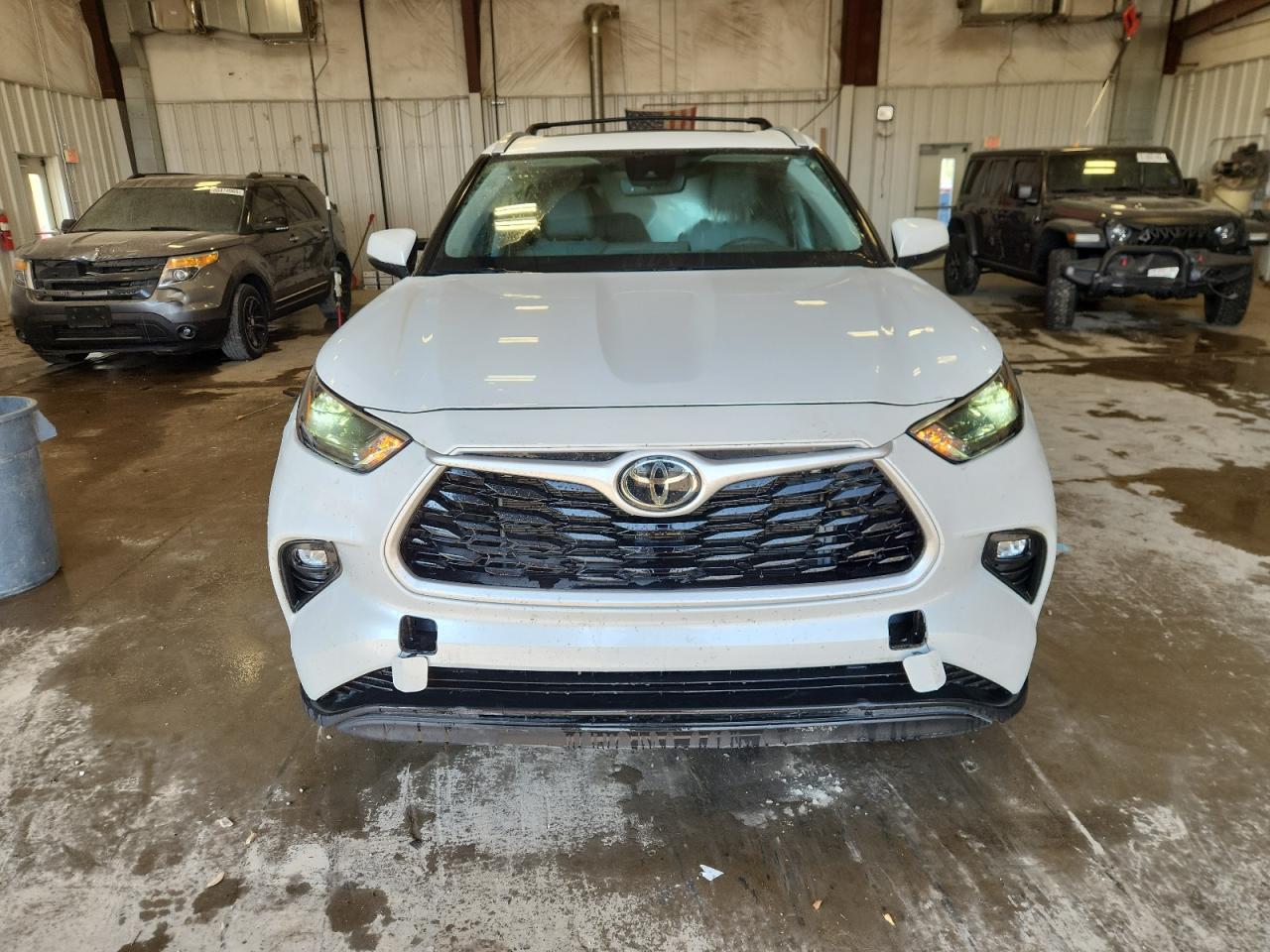 2022 TOYOTA HIGHLANDER