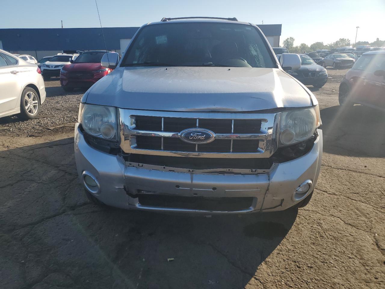 2010 FORD ESCAPE