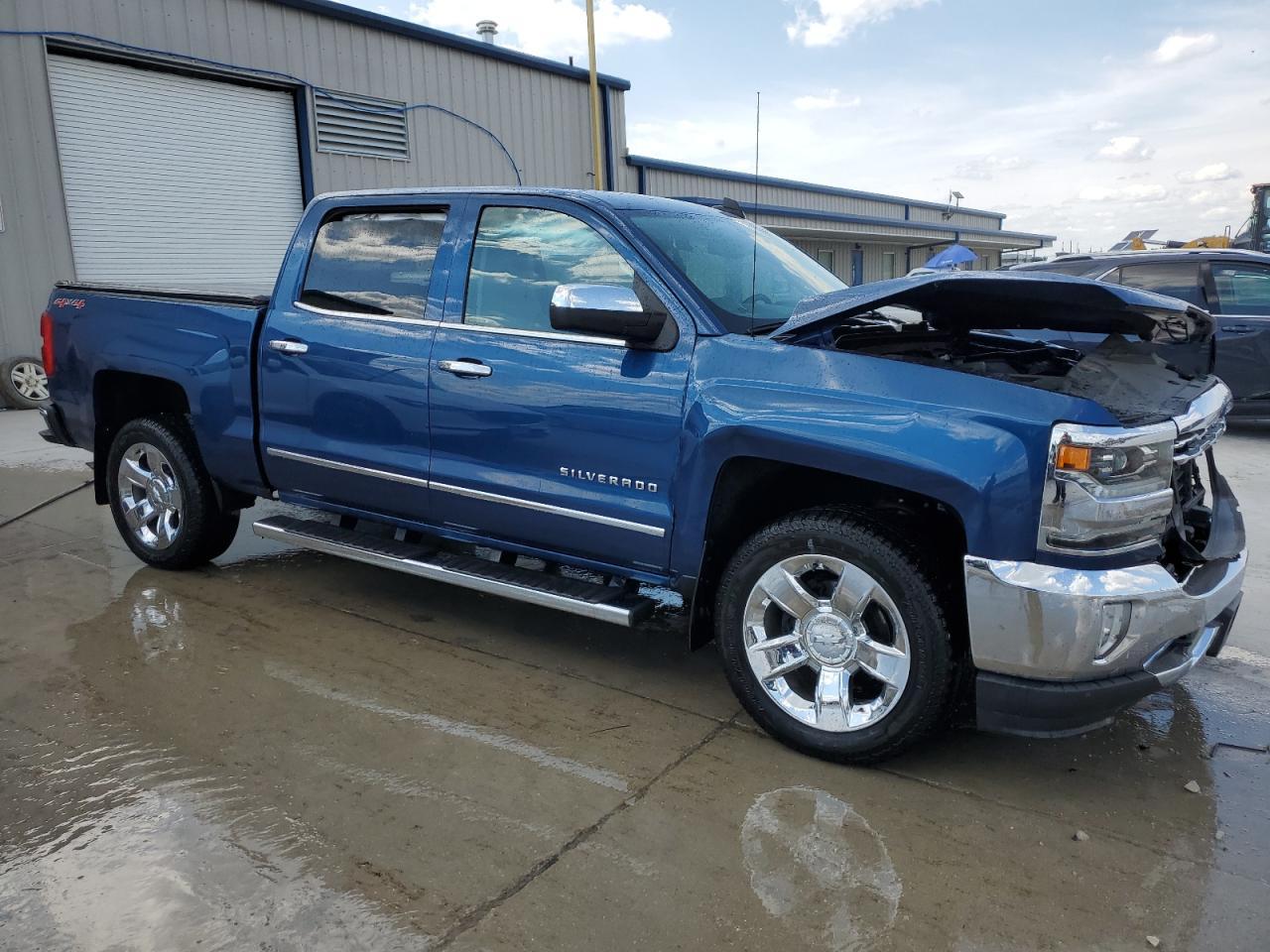 2017 CHEVROLET Silverado