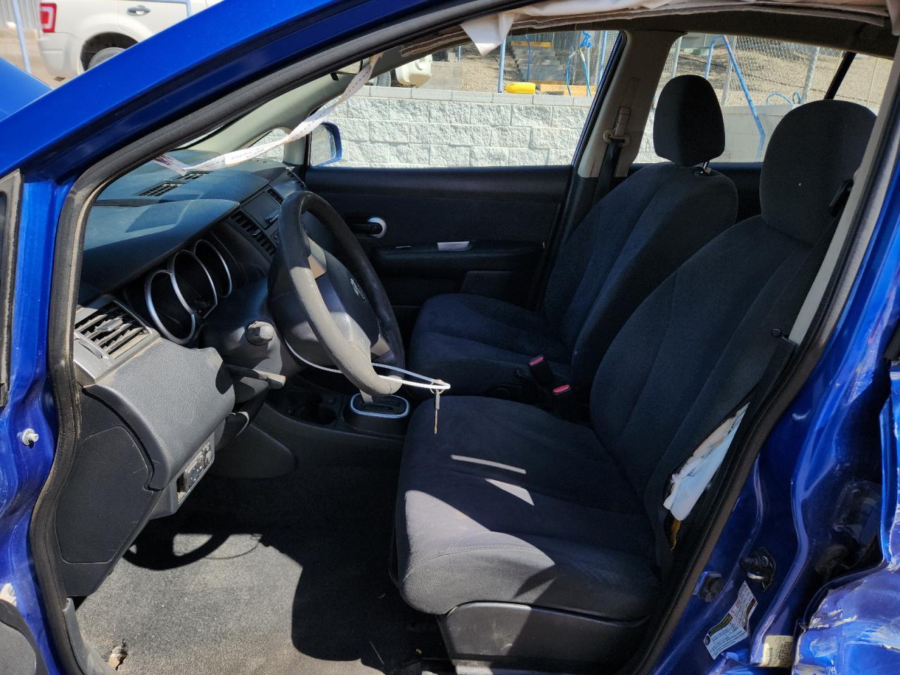 2009 NISSAN VERSA