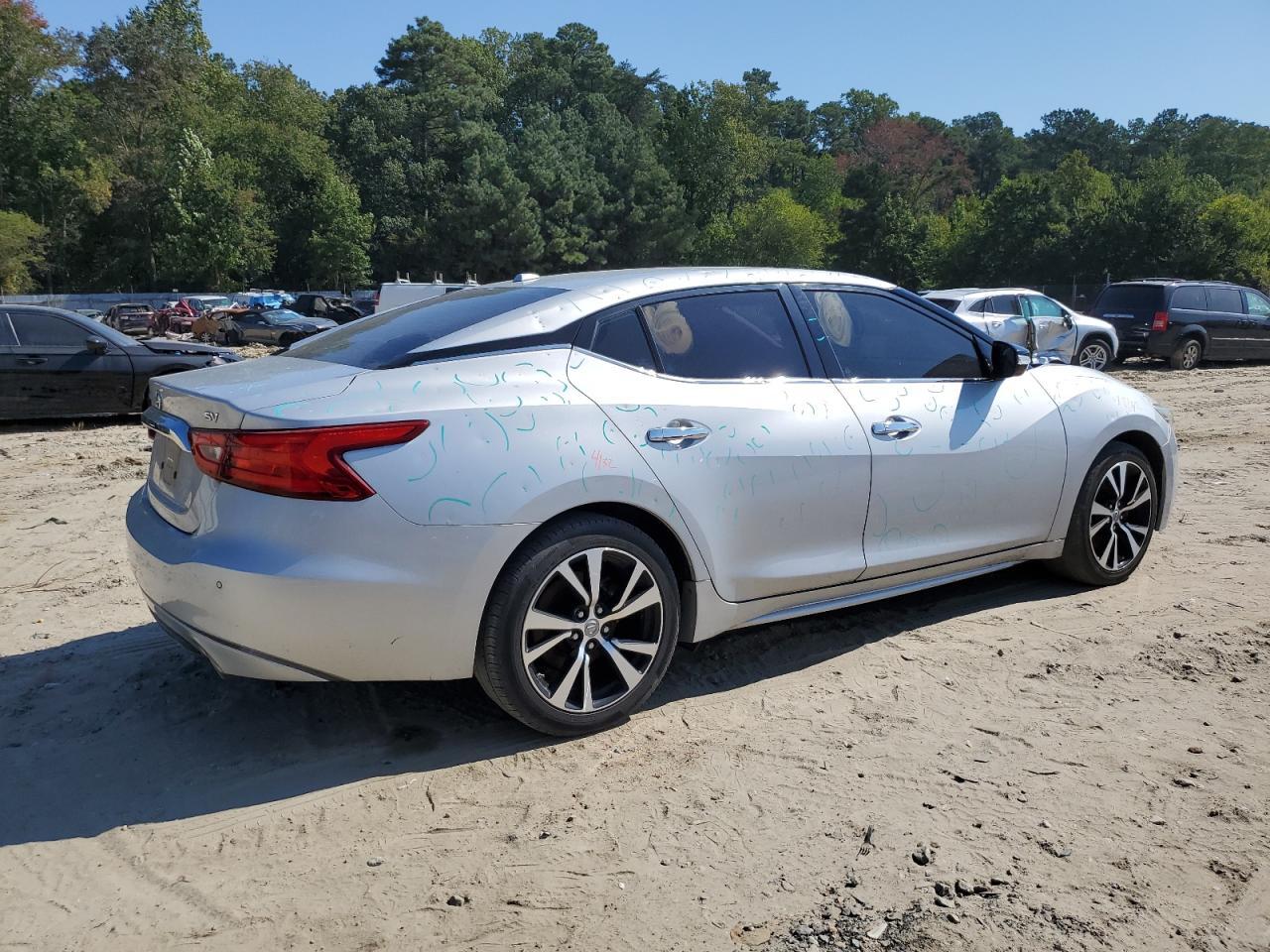 2018 NISSAN Maxima