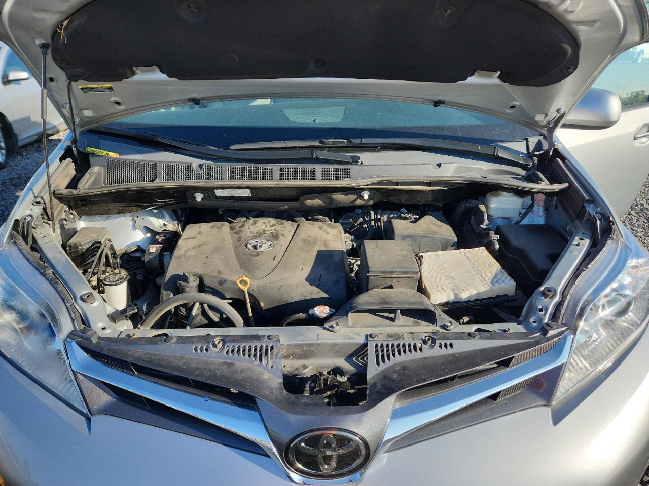 2019 TOYOTA SIENNA