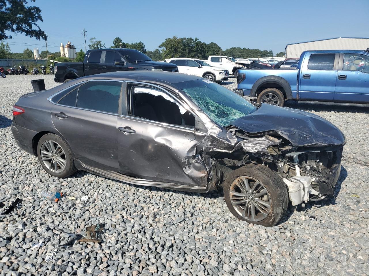 2015 TOYOTA CAMRY