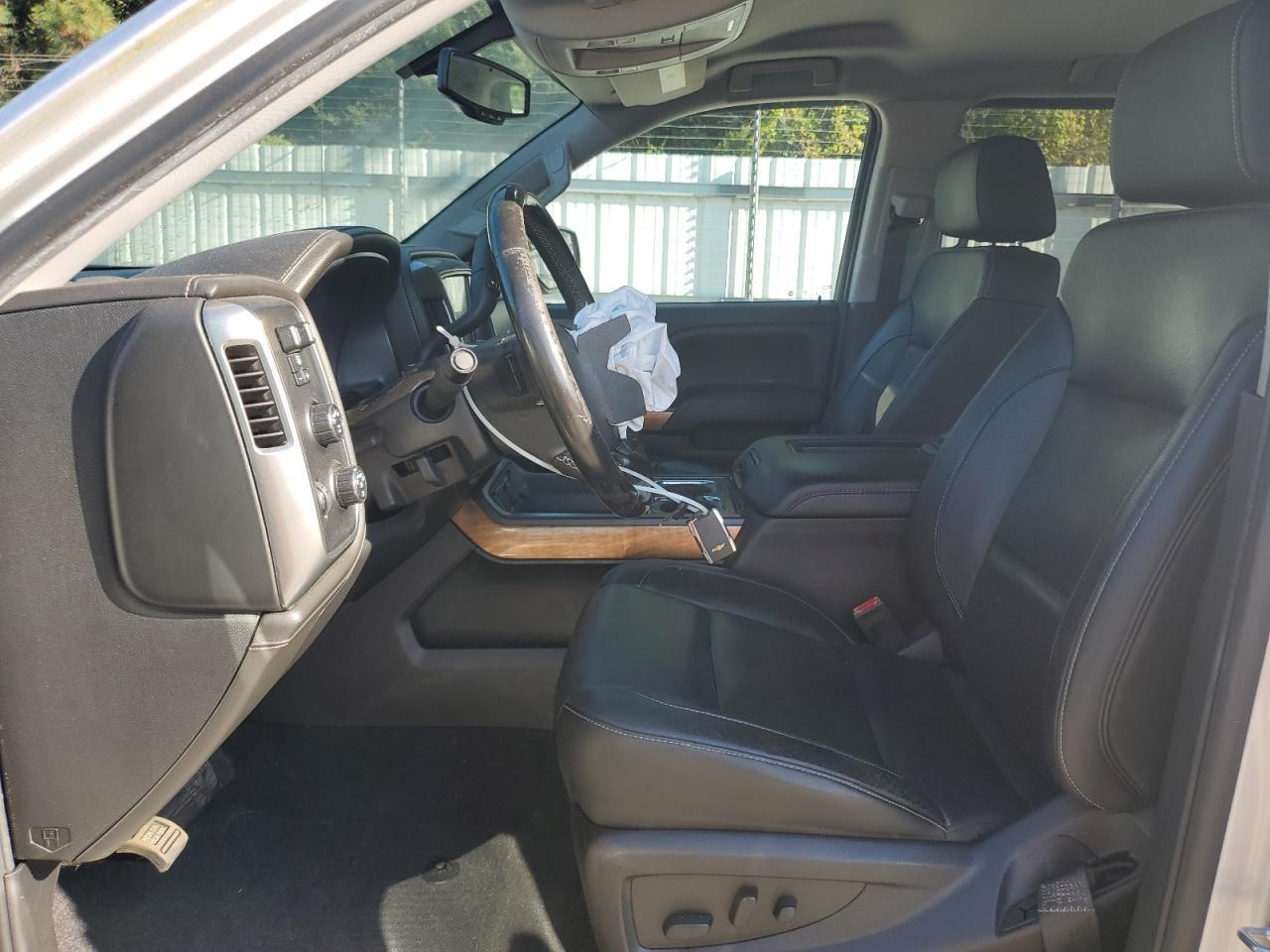 2018 CHEVROLET Silverado