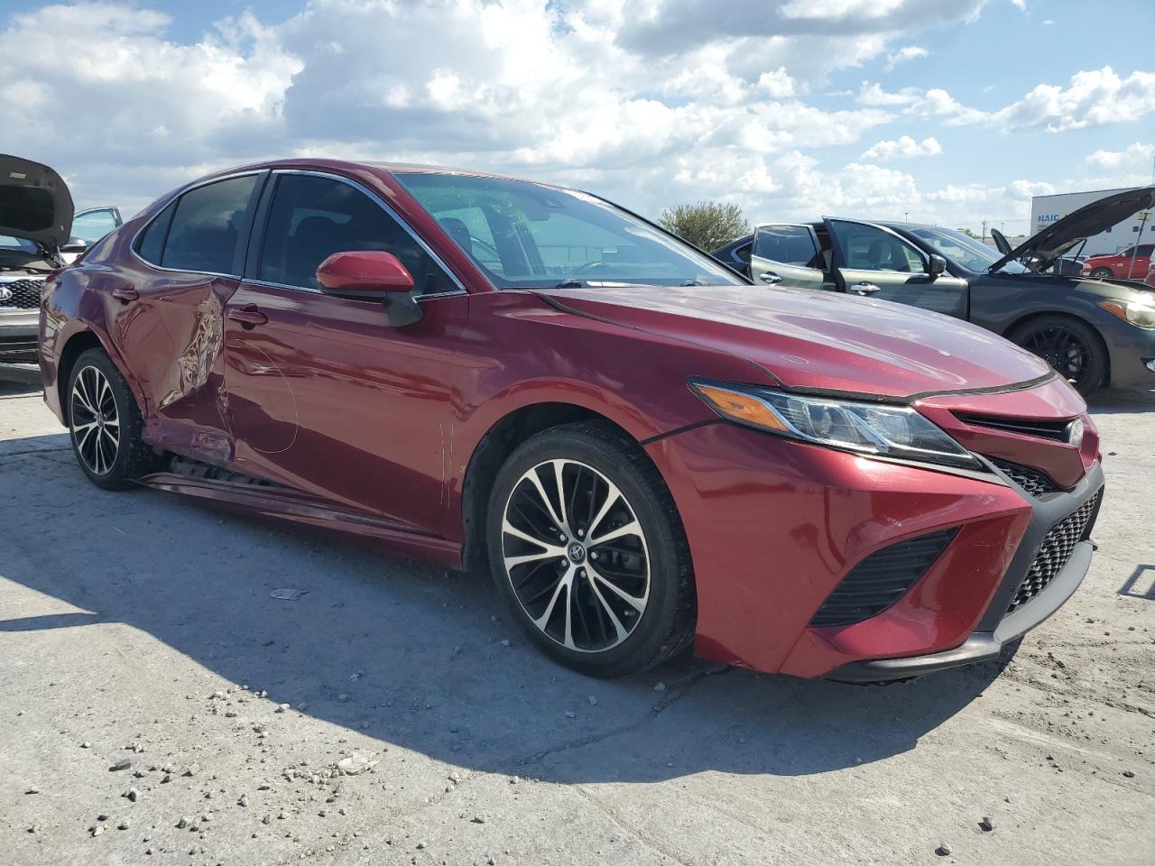 2018 TOYOTA CAMRY