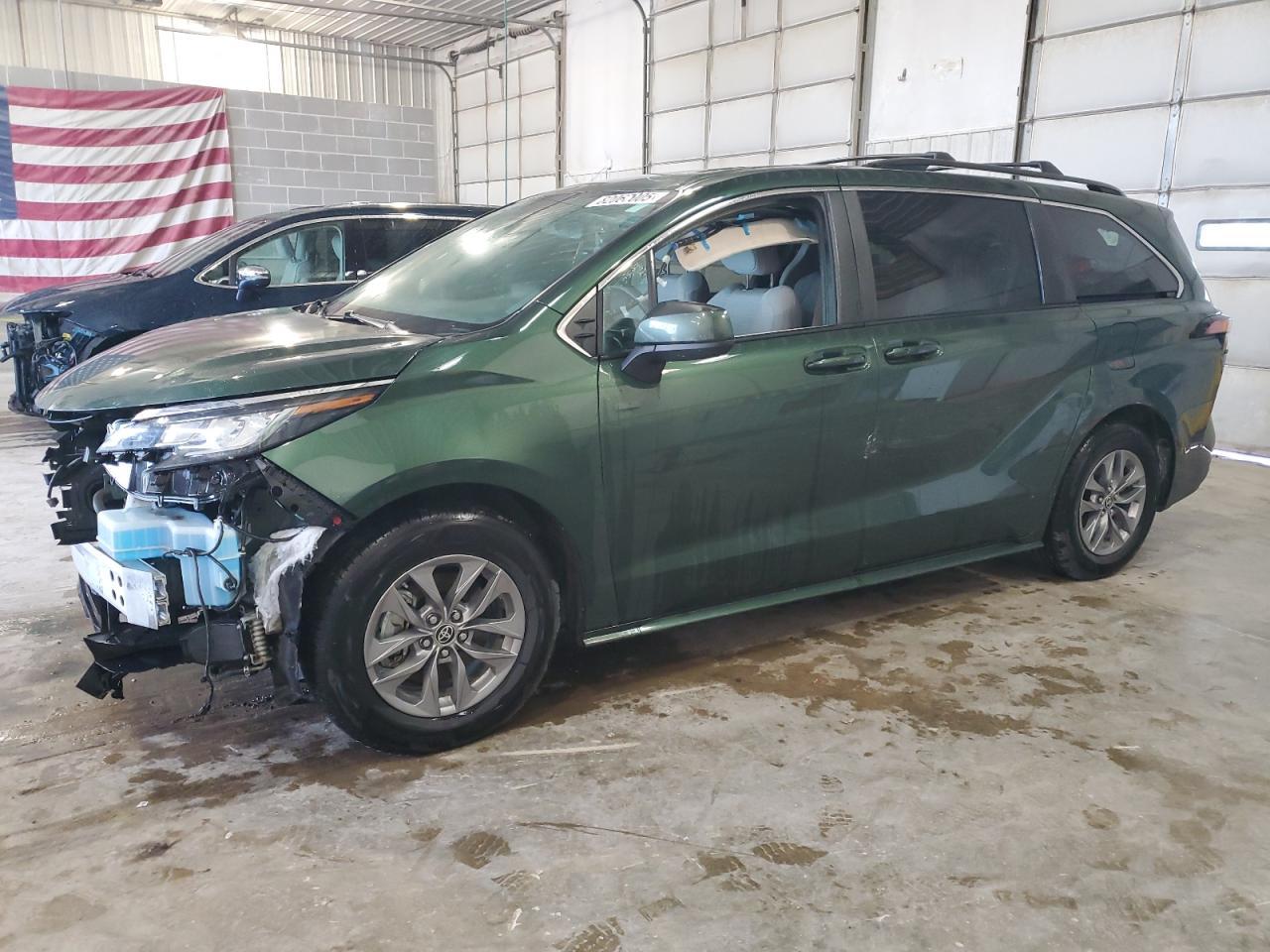 2022 TOYOTA SIENNA
