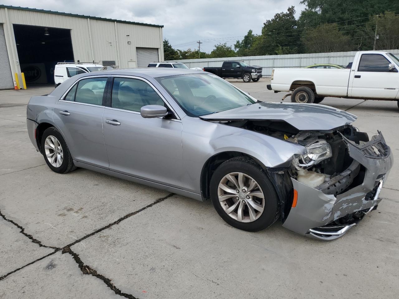 2015 CHRYSLER 300