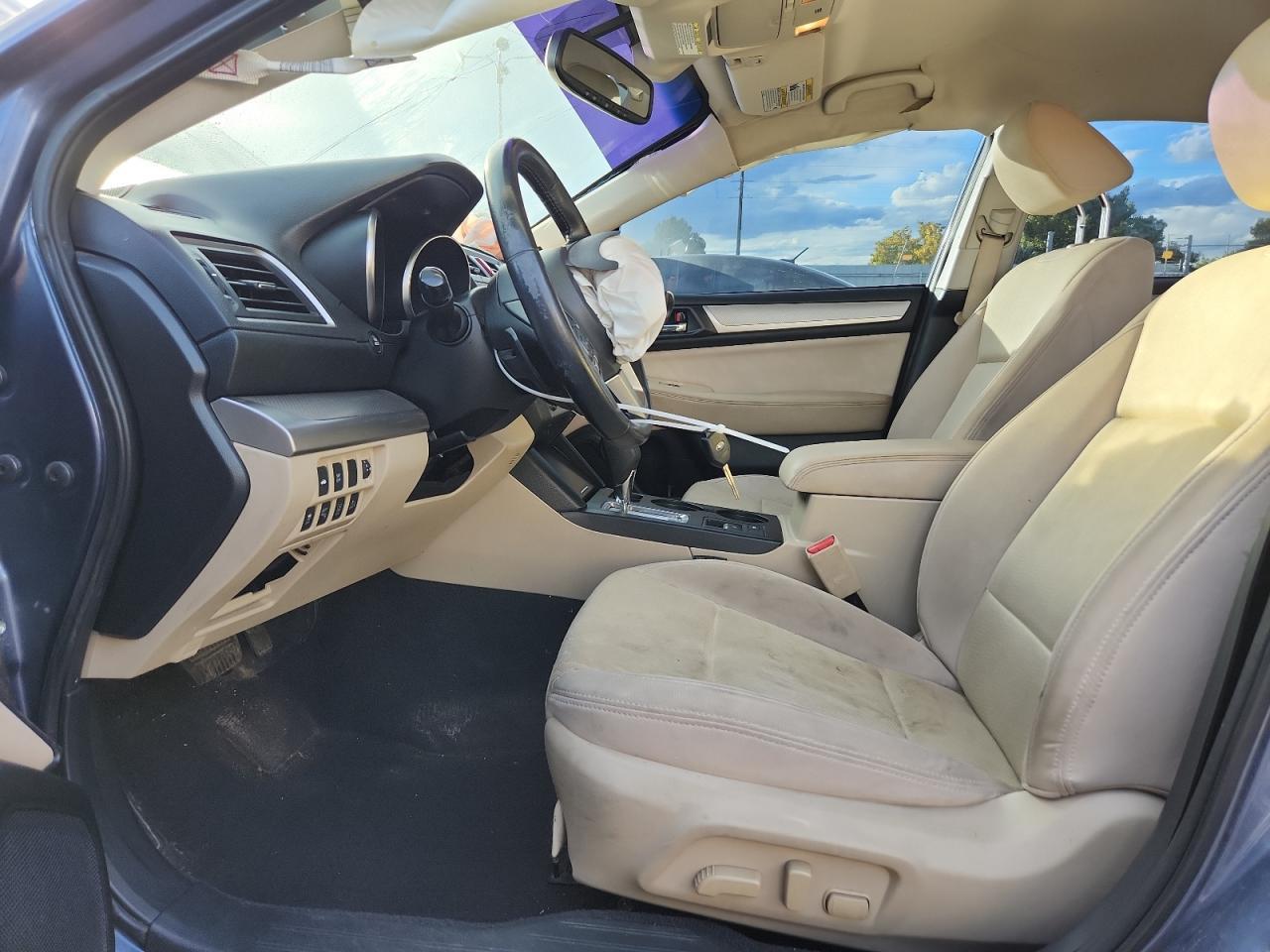 2015 SUBARU Legacy