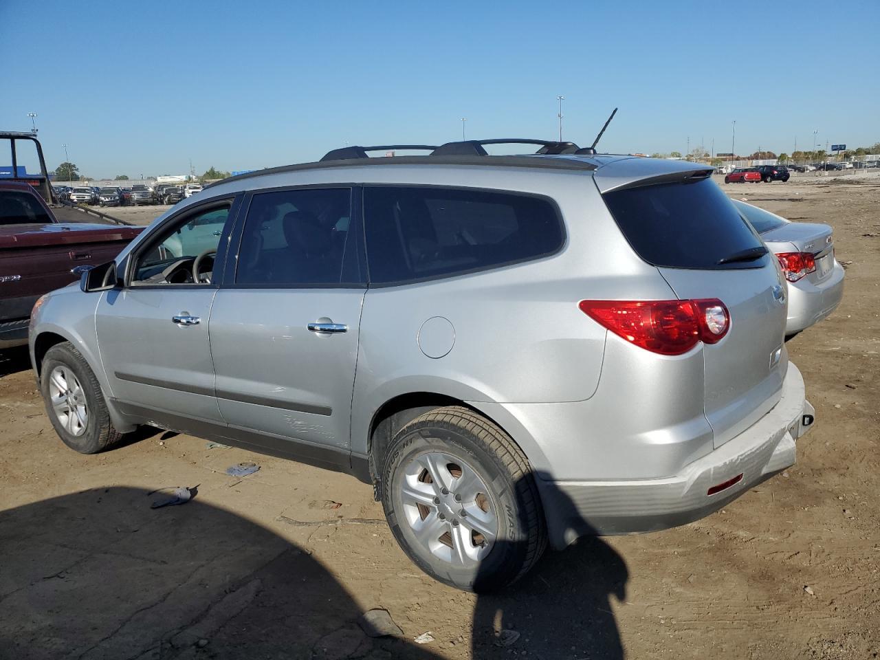 2011 CHEVROLET TRAVERSE