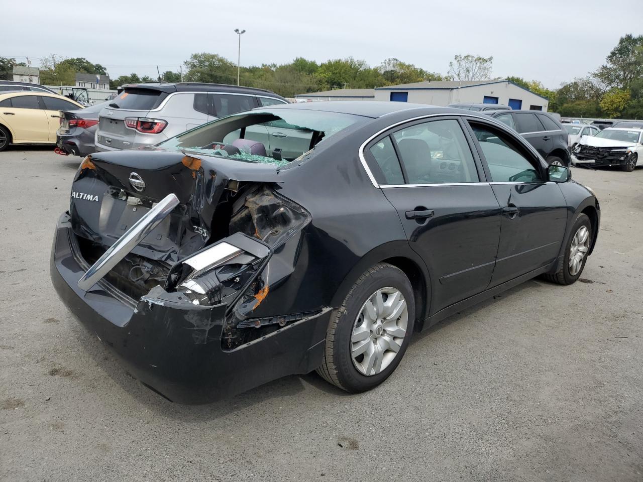 2010 NISSAN ALTIMA