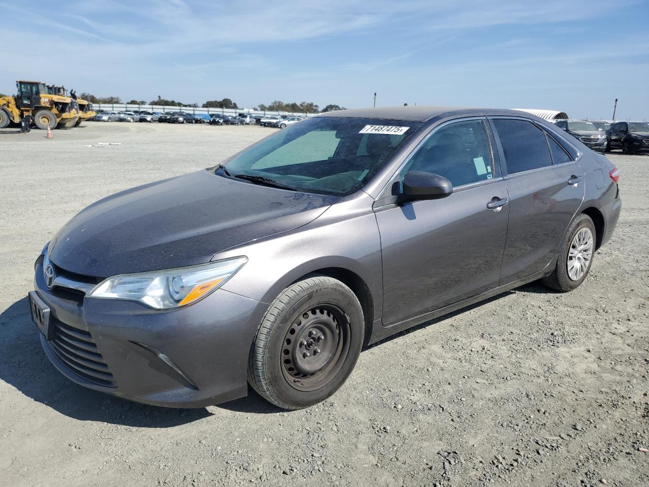 2017 TOYOTA CAMRY