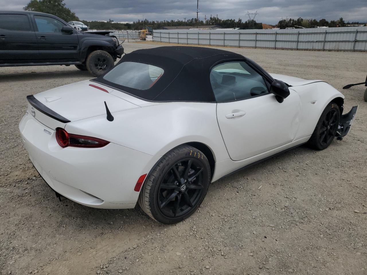 2022 MAZDA MX-5 Miata