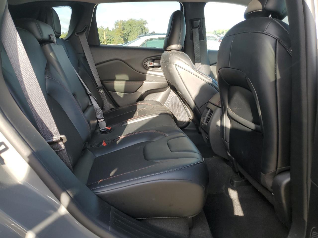 2022 JEEP CHEROKEE