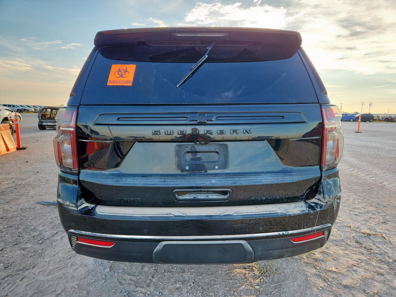 2023 CHEVROLET Suburban