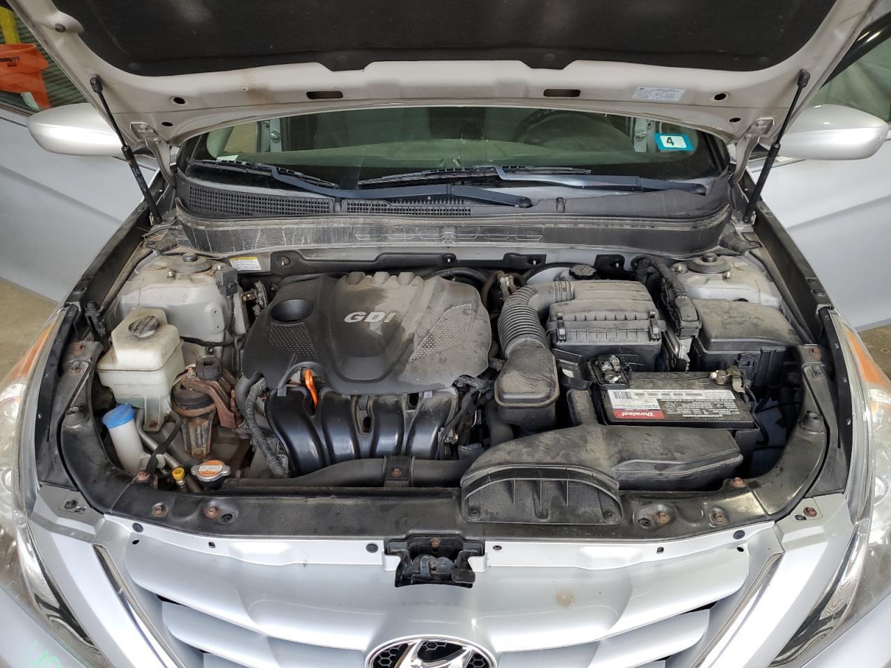 2011 HYUNDAI SONATA