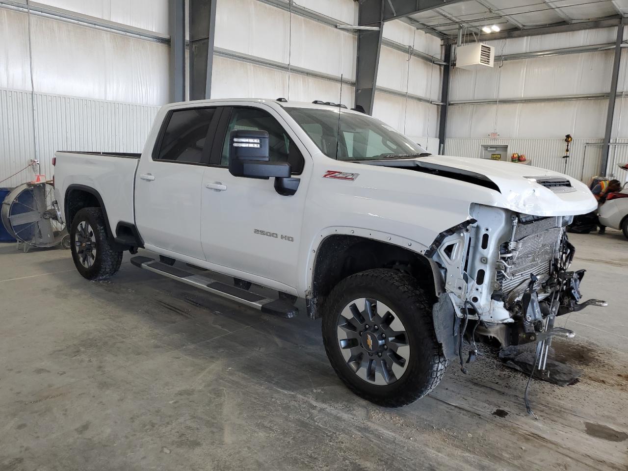 2024 CHEVROLET Silverado
