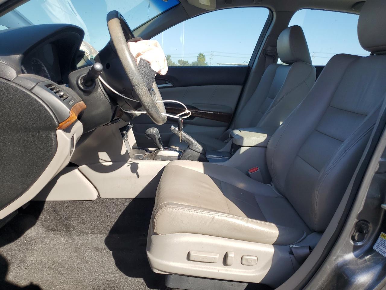 2012 HONDA ACCORD