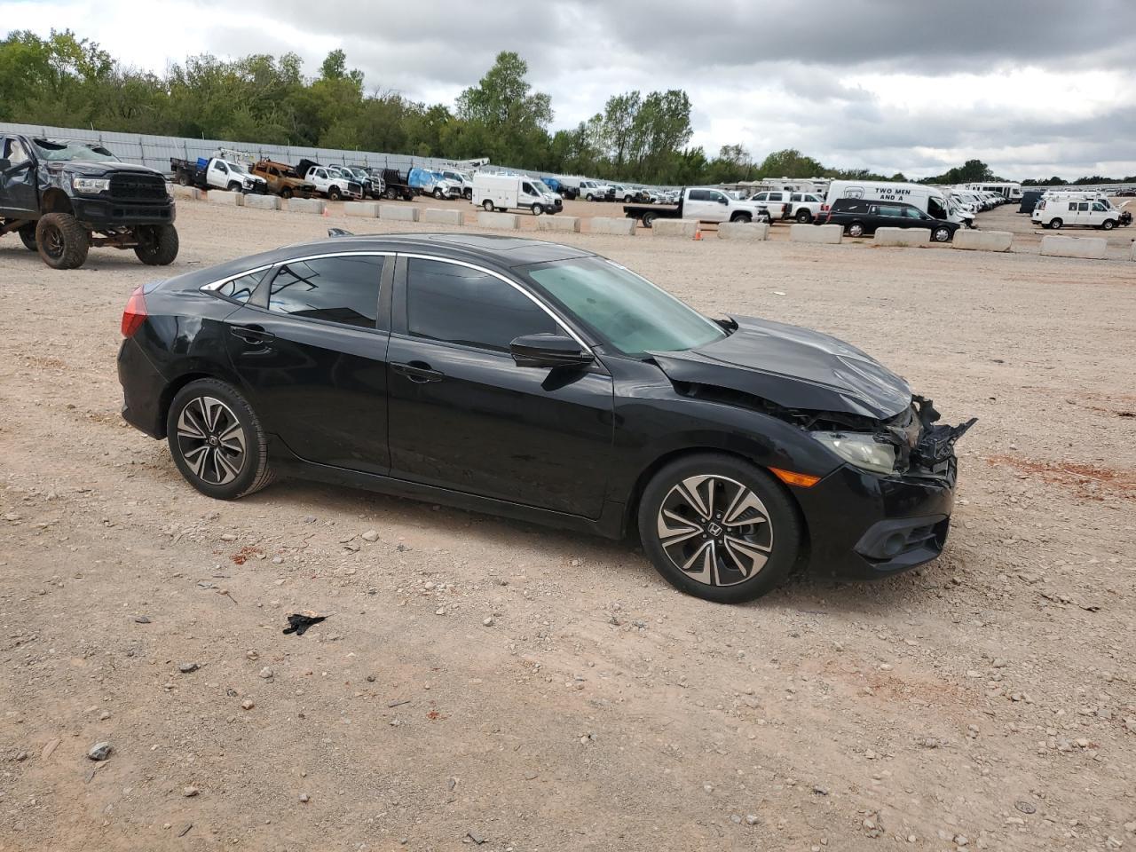 2016 HONDA CIVIC