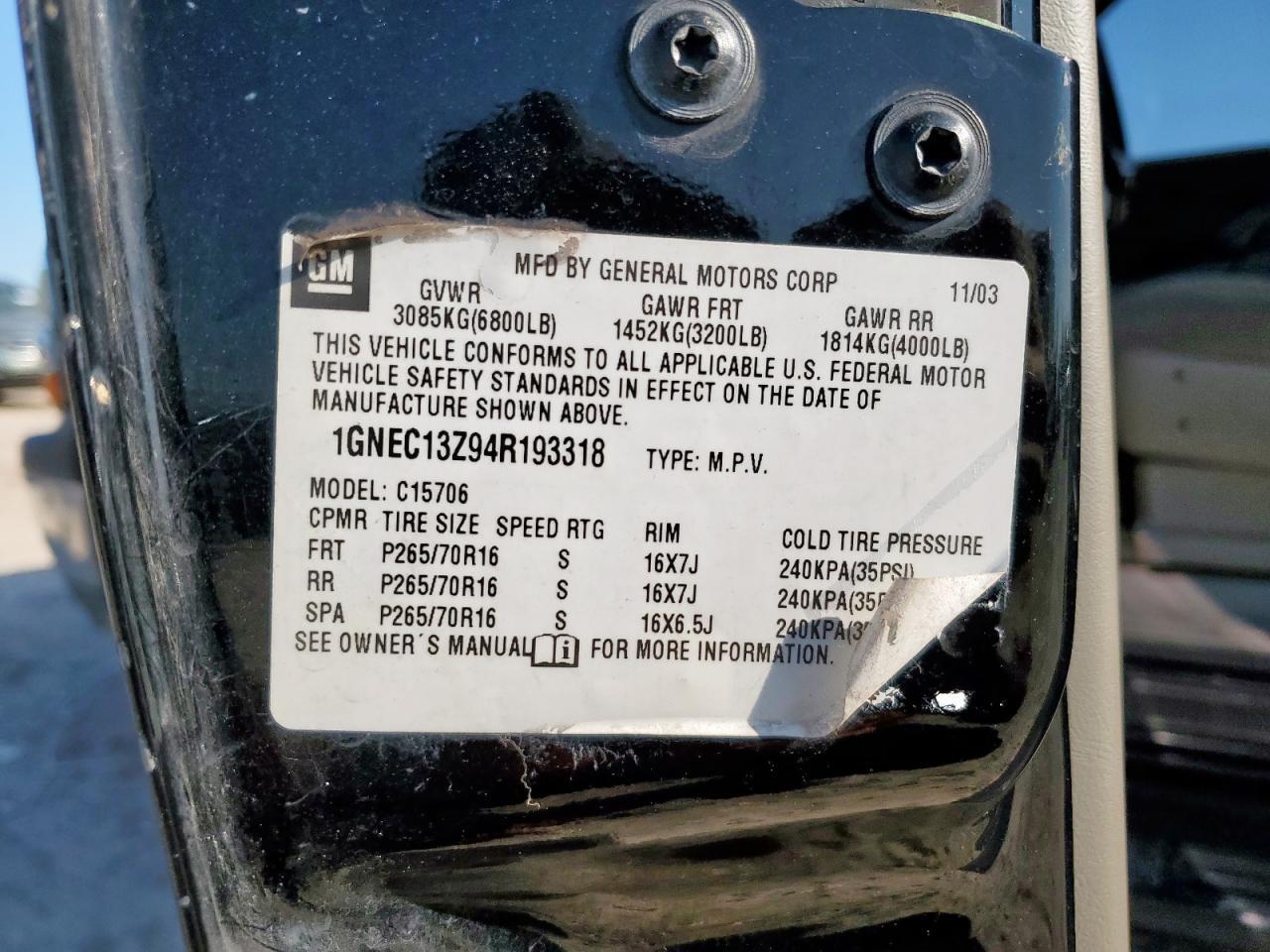 2004 CHEVROLET Tahoe