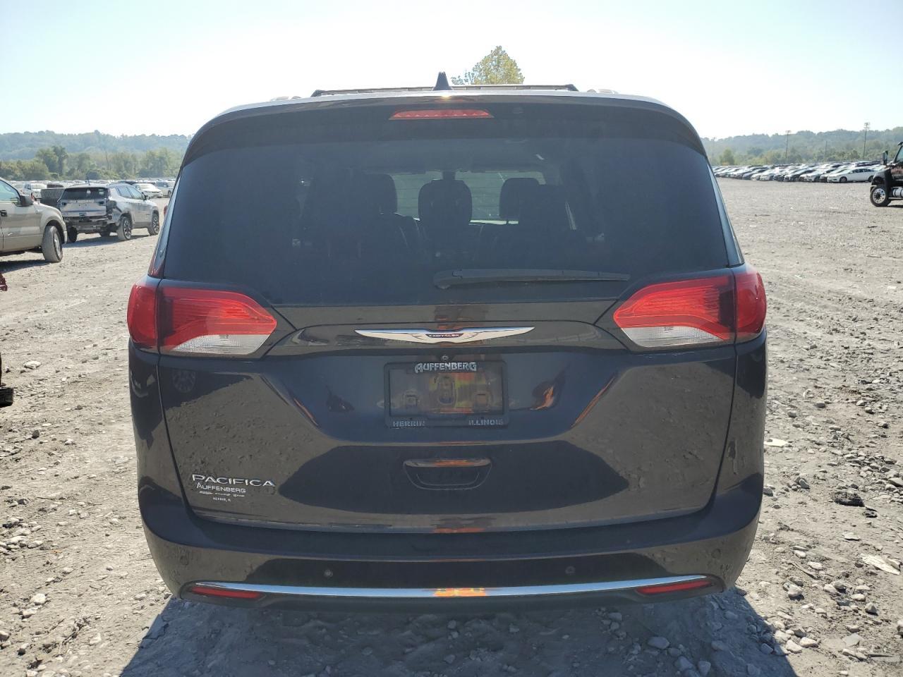 2019 CHRYSLER Pacifica