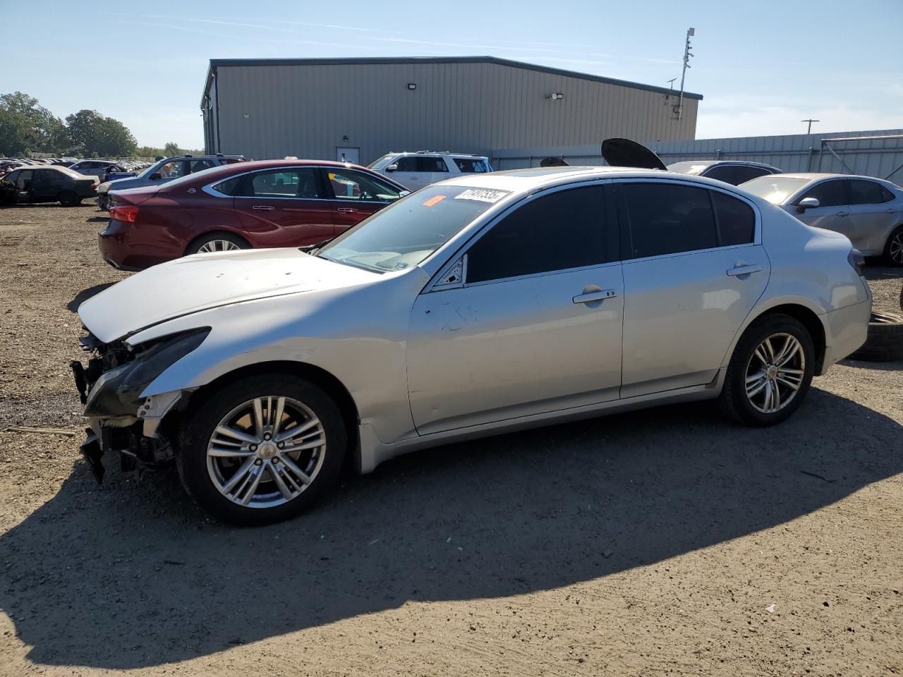 2011 INFINITI G37