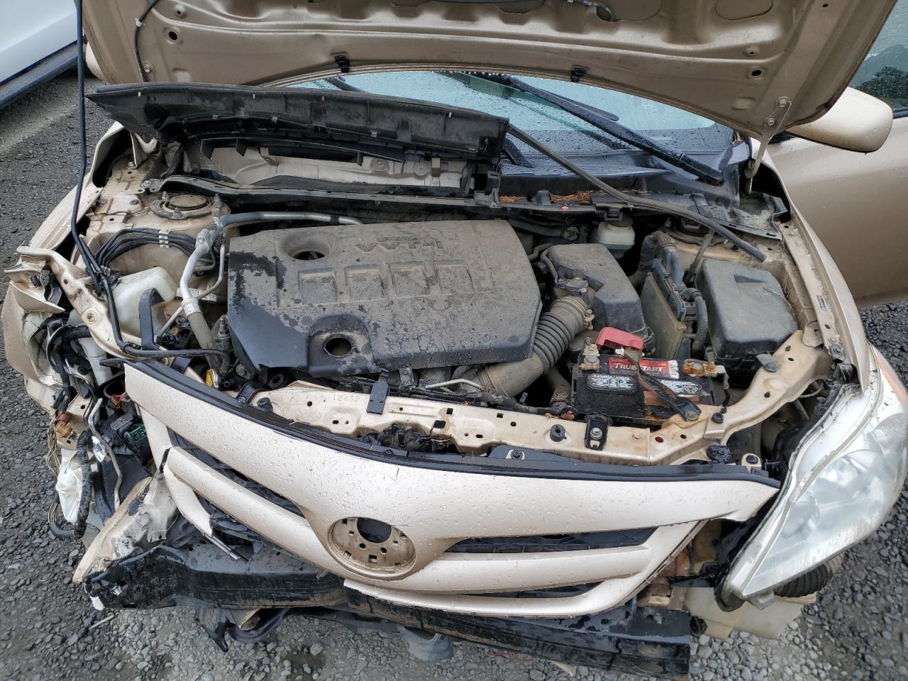 2011 TOYOTA COROLLA