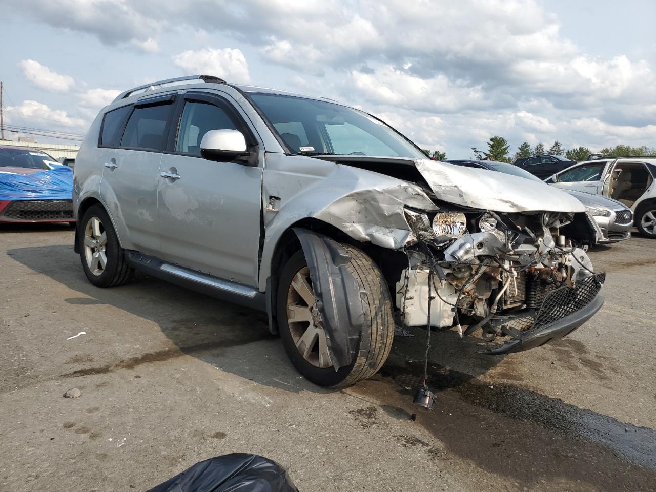 2008 MITSUBISHI outlander
