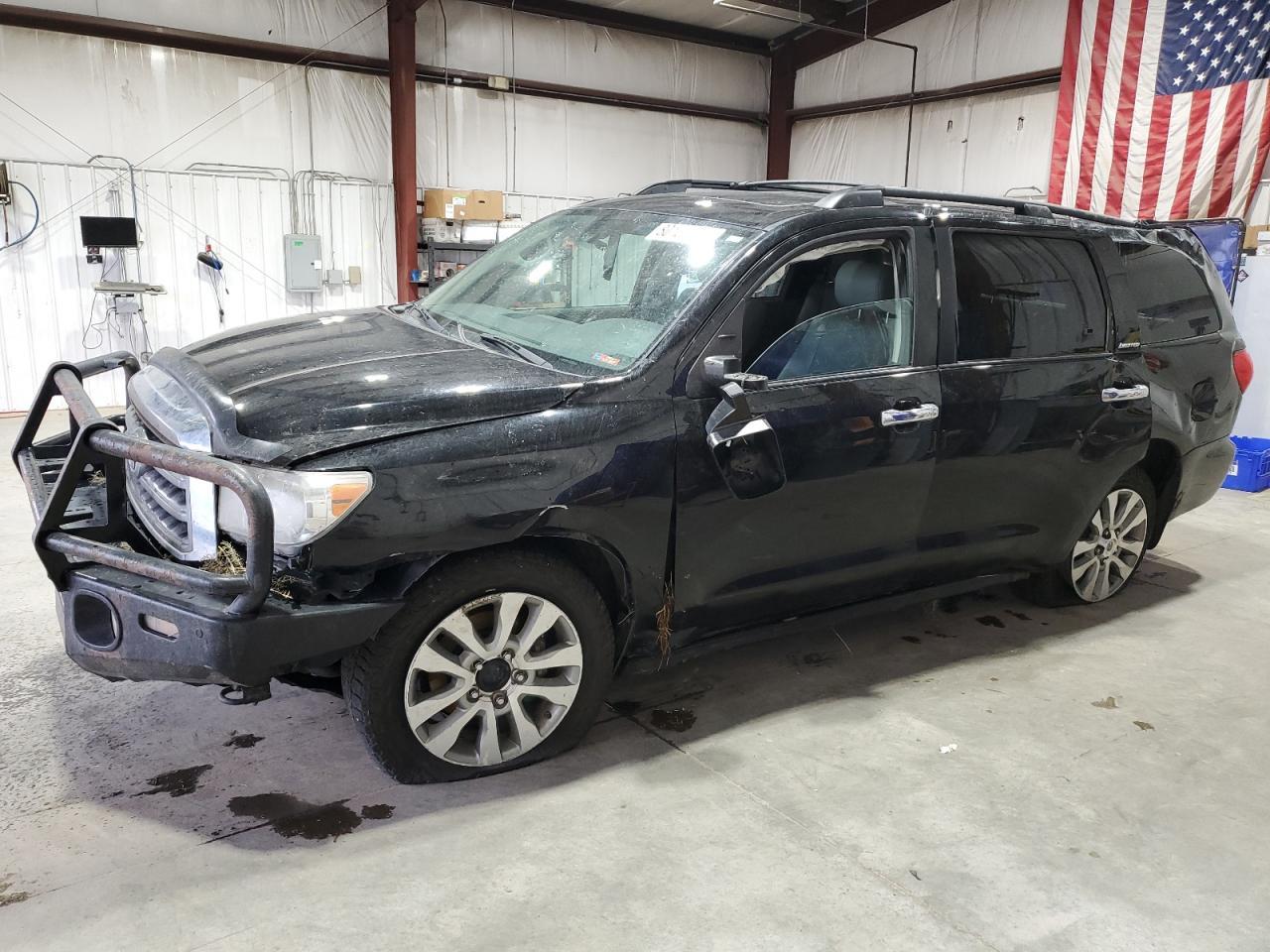 2014 TOYOTA Sequoia