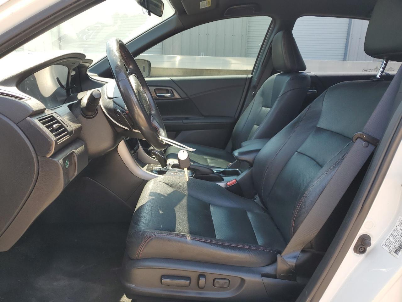 2017 HONDA ACCORD