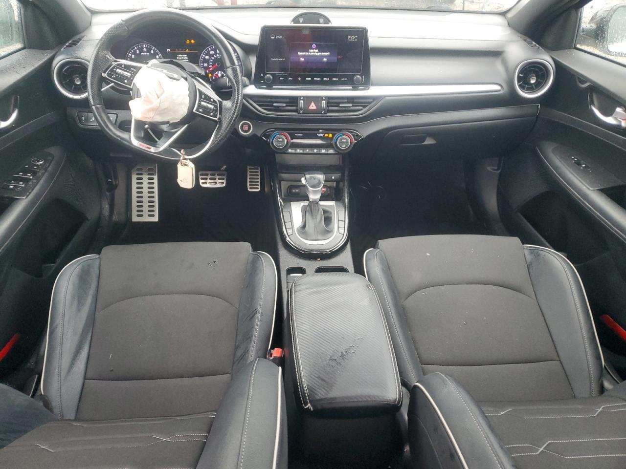 2022 KIA FORTE