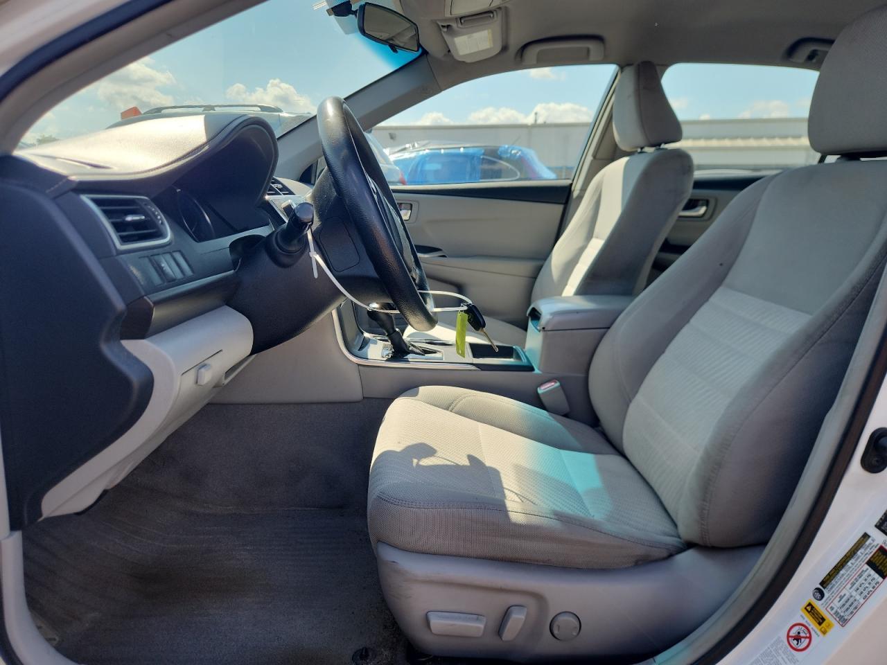 2016 TOYOTA CAMRY