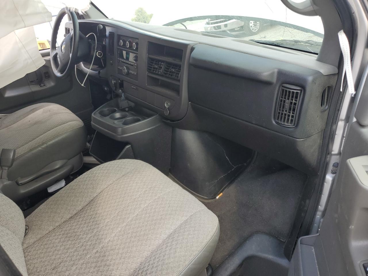 2014 CHEVROLET Express 1500