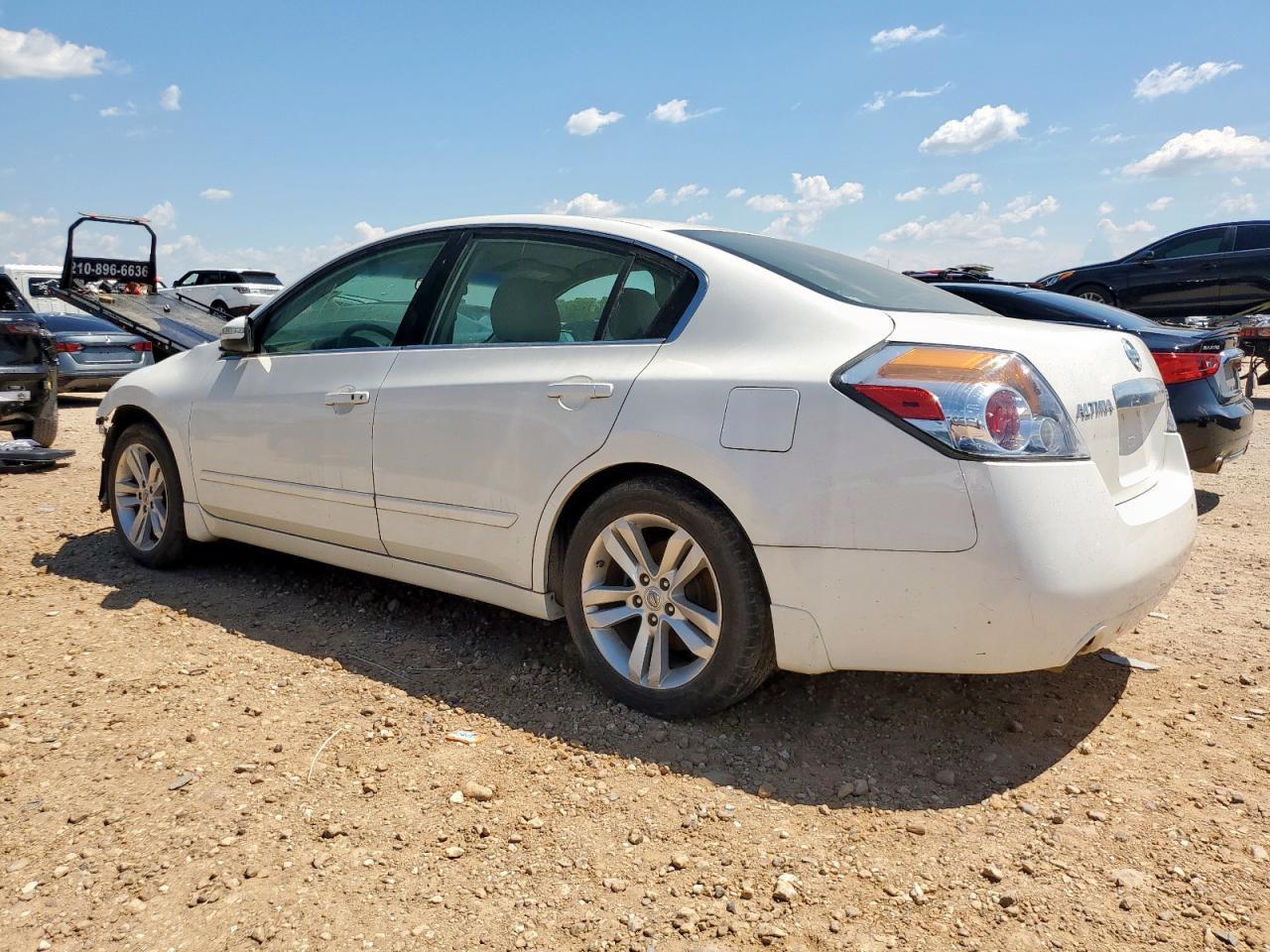 2012 NISSAN ALTIMA