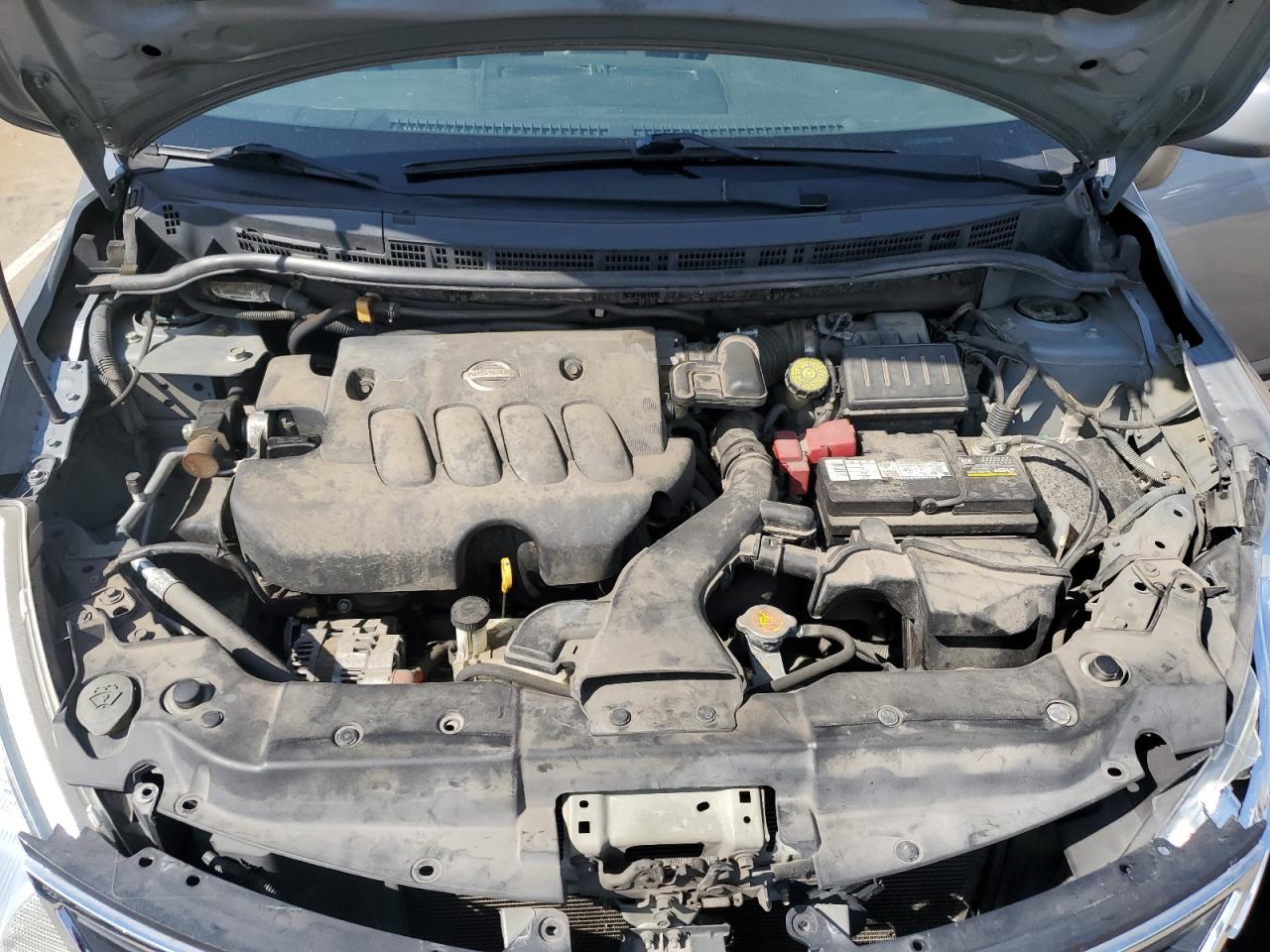 2011 NISSAN VERSA