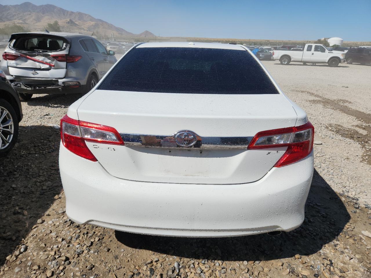 2012 TOYOTA CAMRY