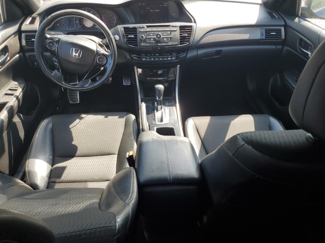 2017 HONDA ACCORD