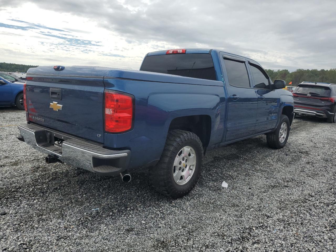 2018 CHEVROLET Silverado