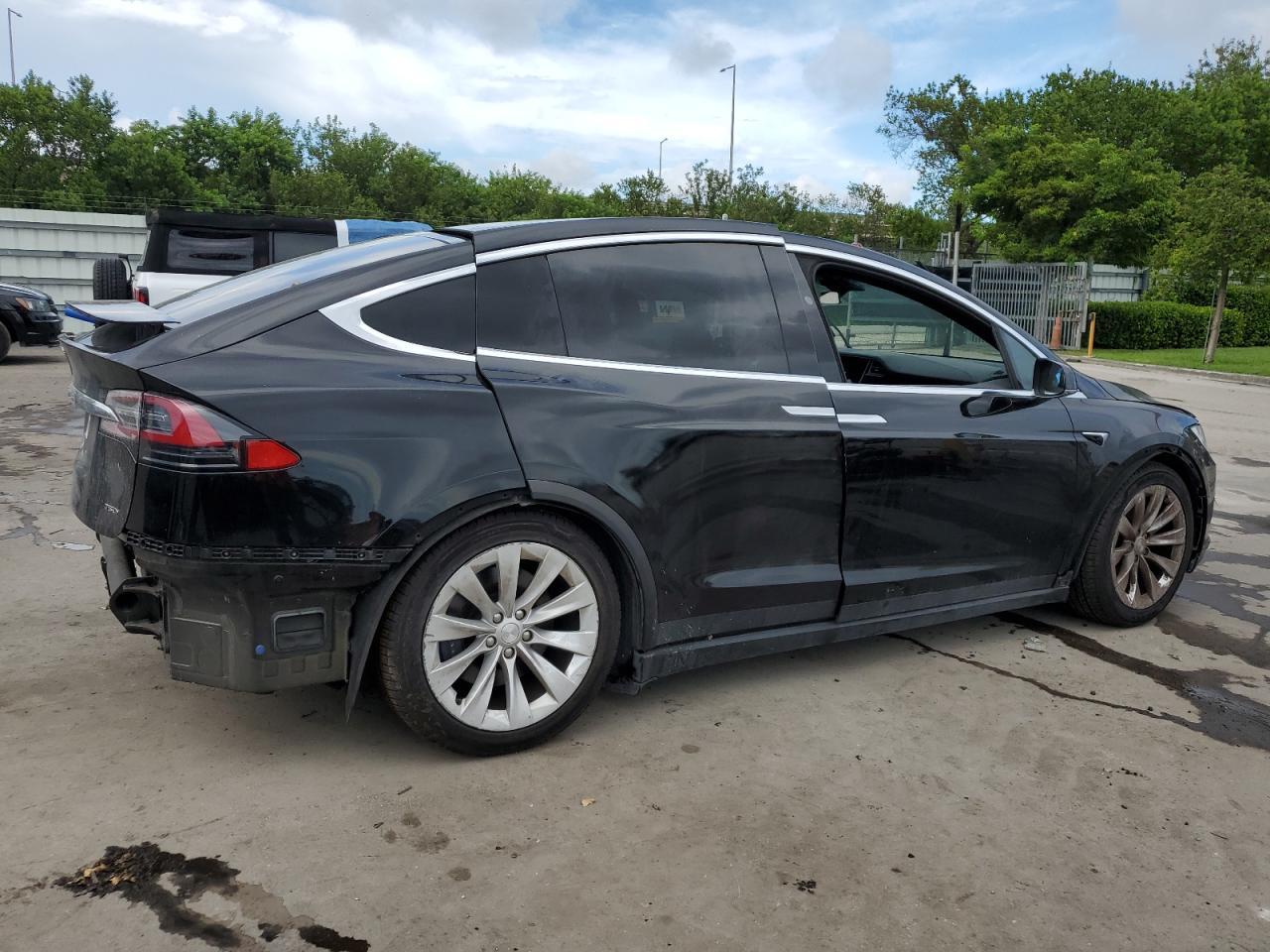 2018 TESLA MODEL X