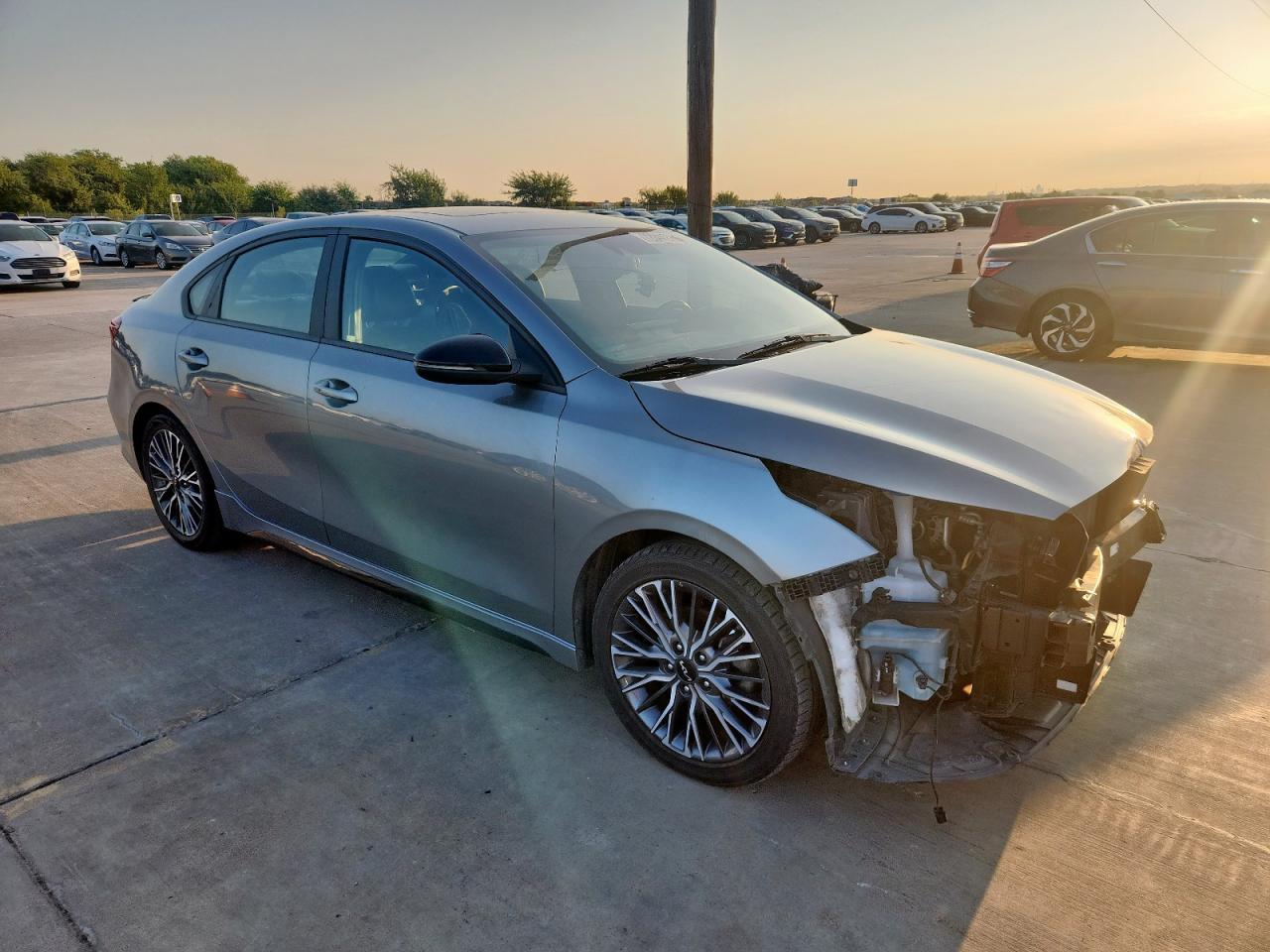 2022 KIA FORTE