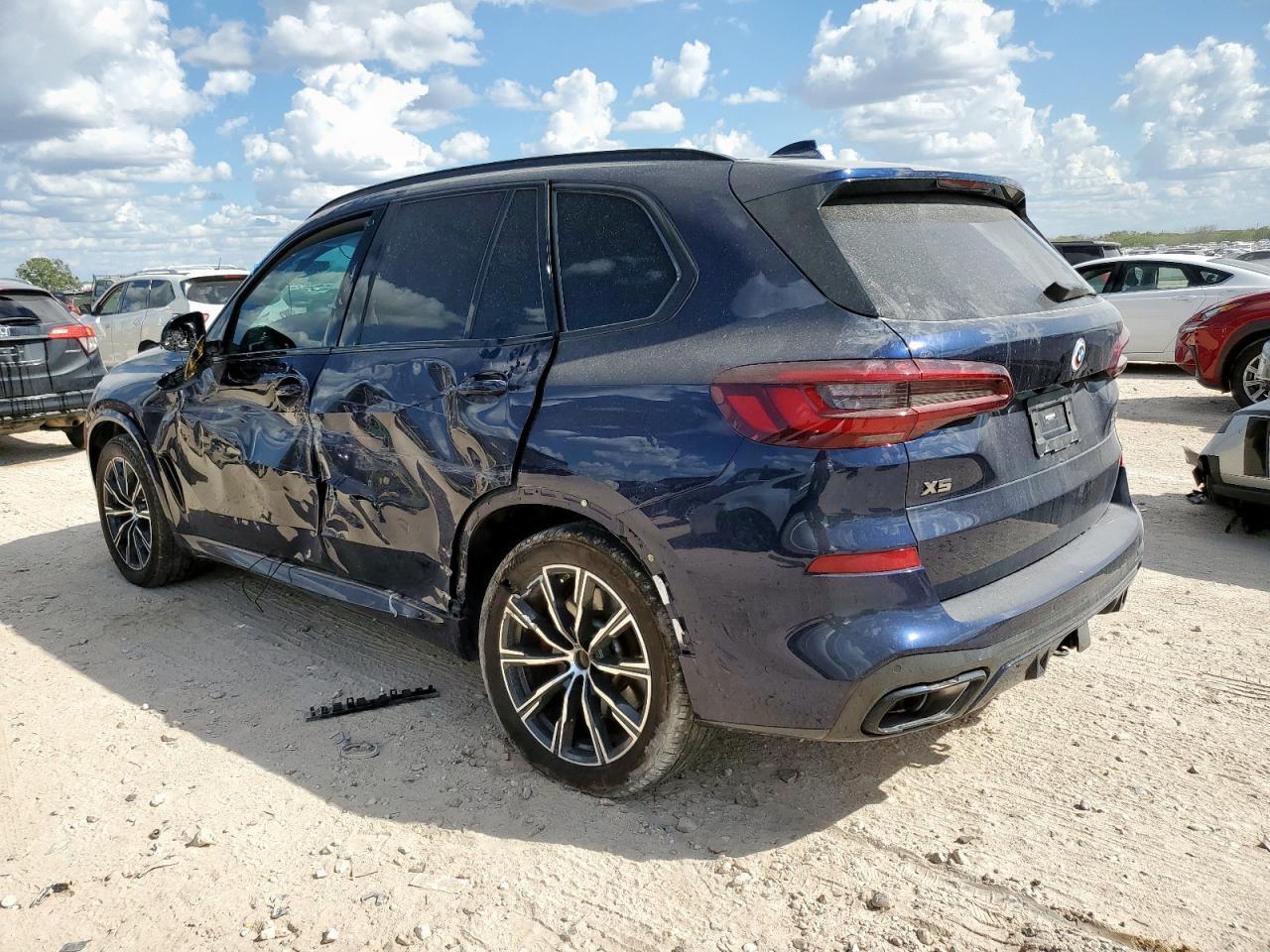2023 BMW X5
