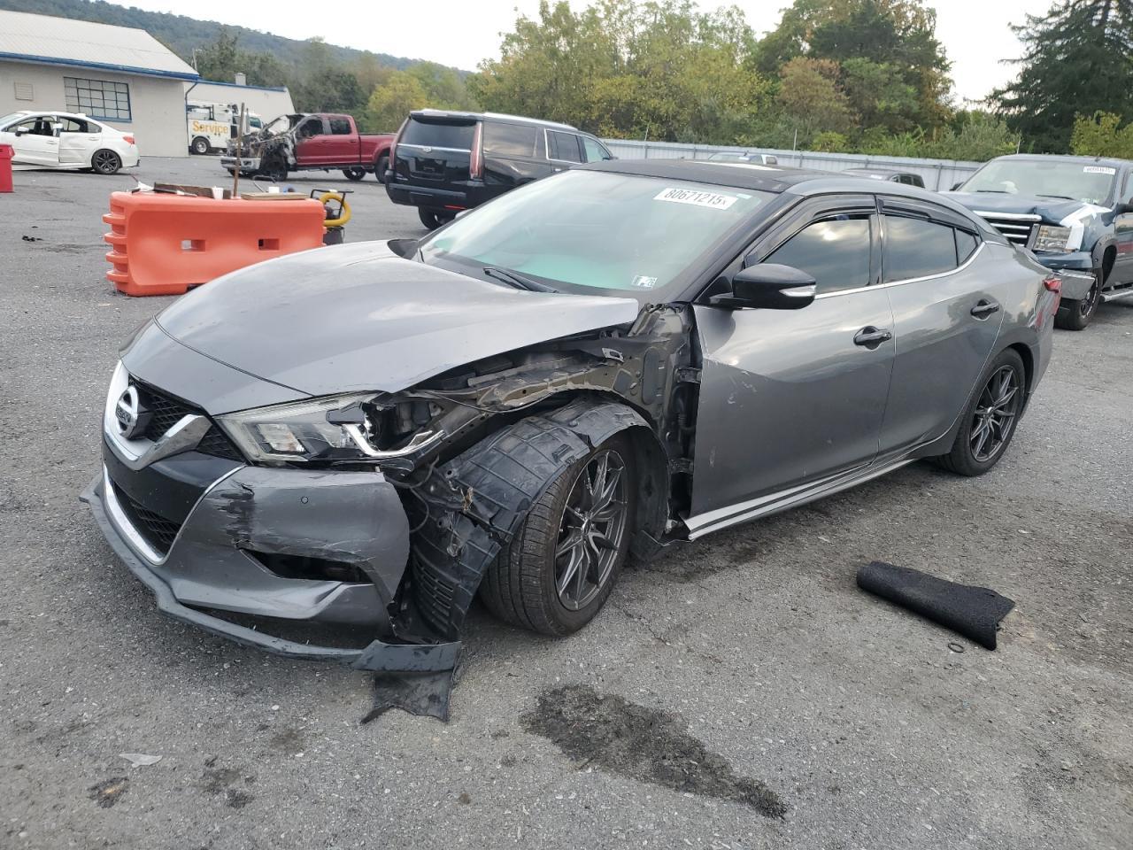2016 NISSAN Maxima