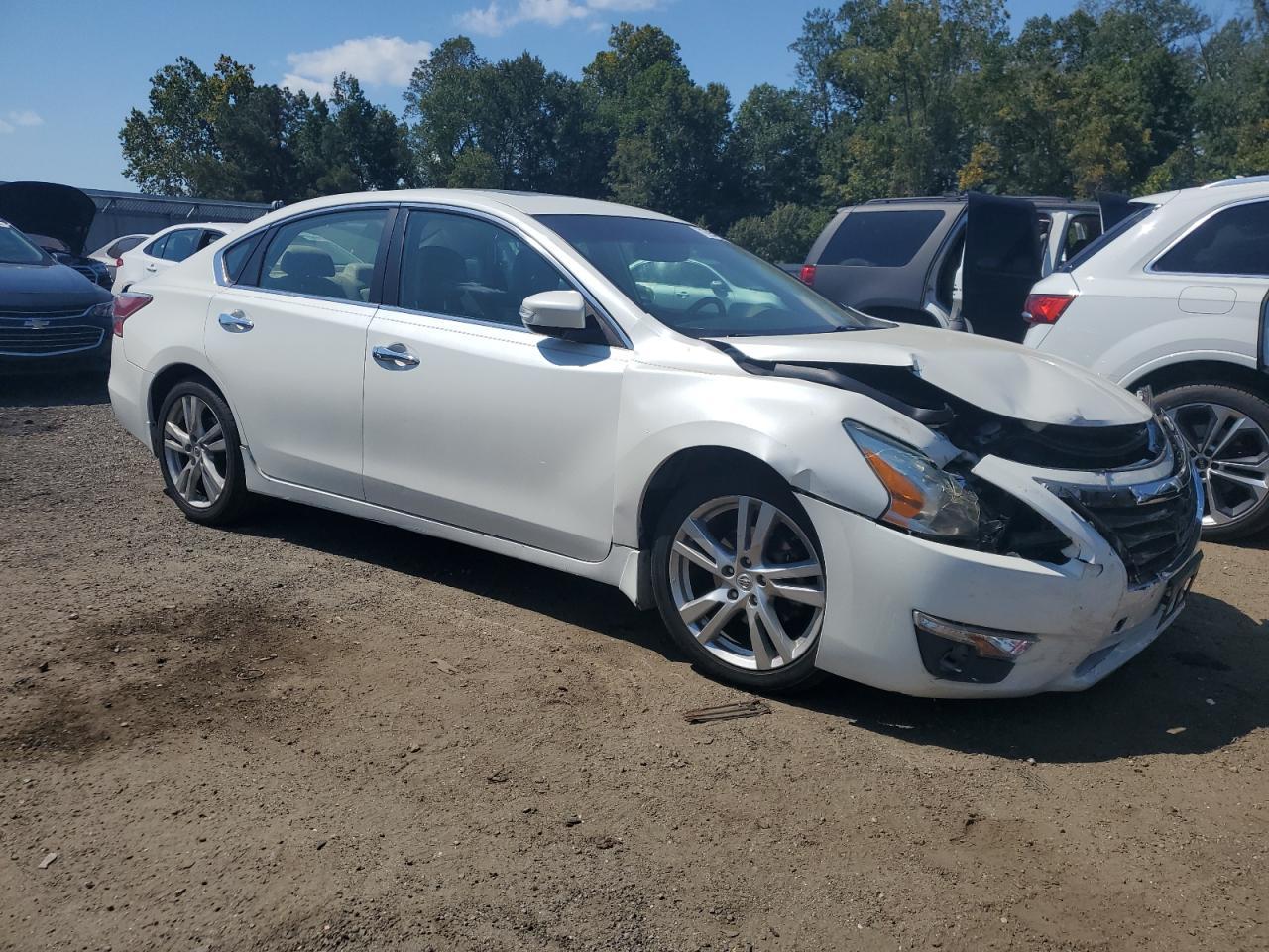 2013 NISSAN ALTIMA