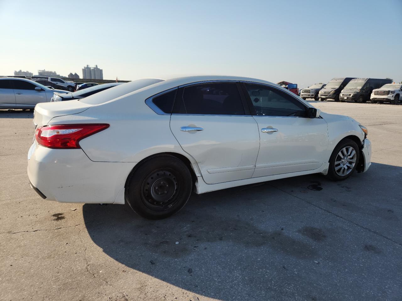 2017 NISSAN ALTIMA