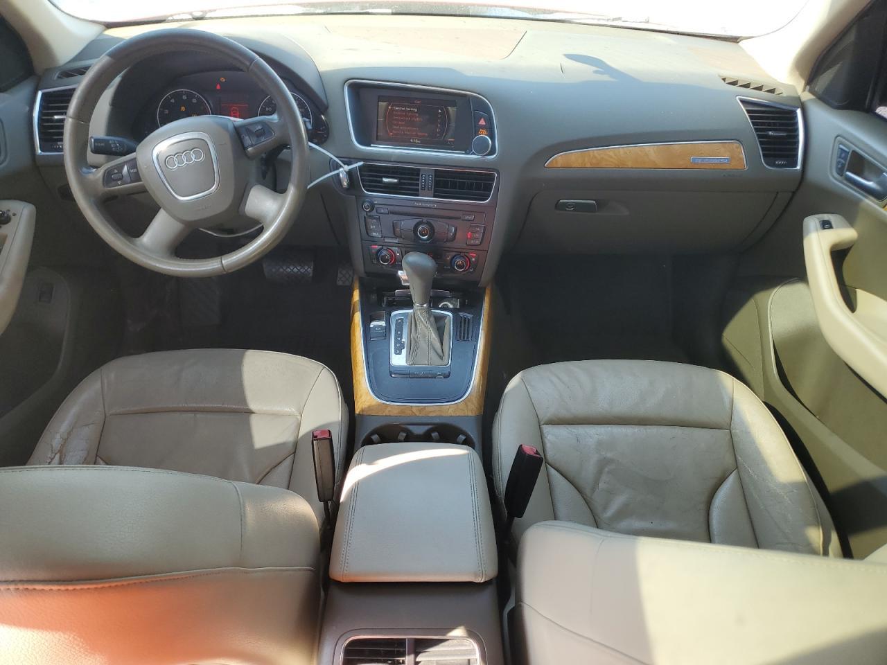 2009 AUDI Q5