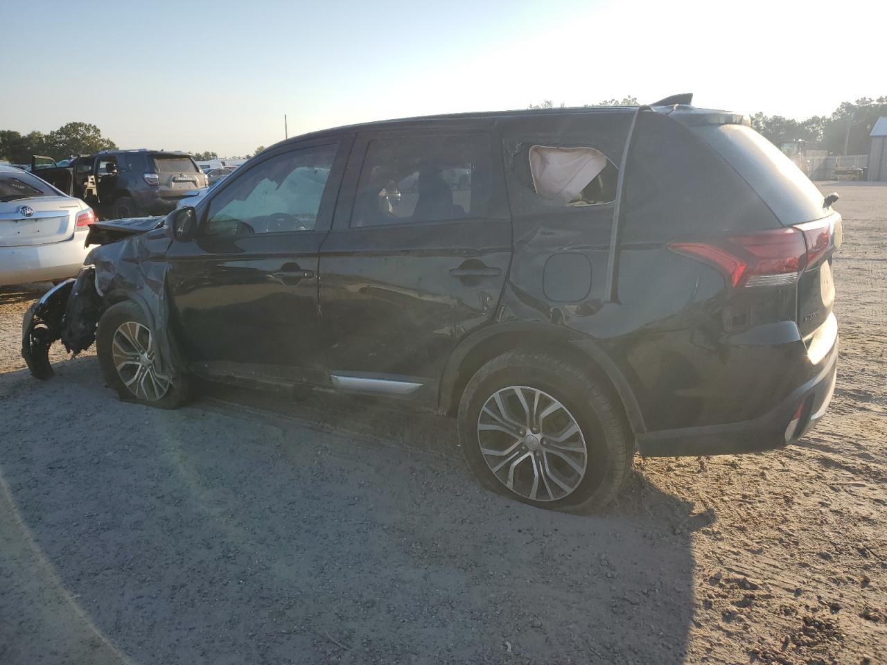 2018 MITSUBISHI outlander