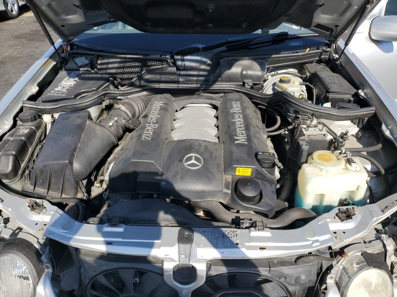 2001 MERCEDES-BENZ E-Class