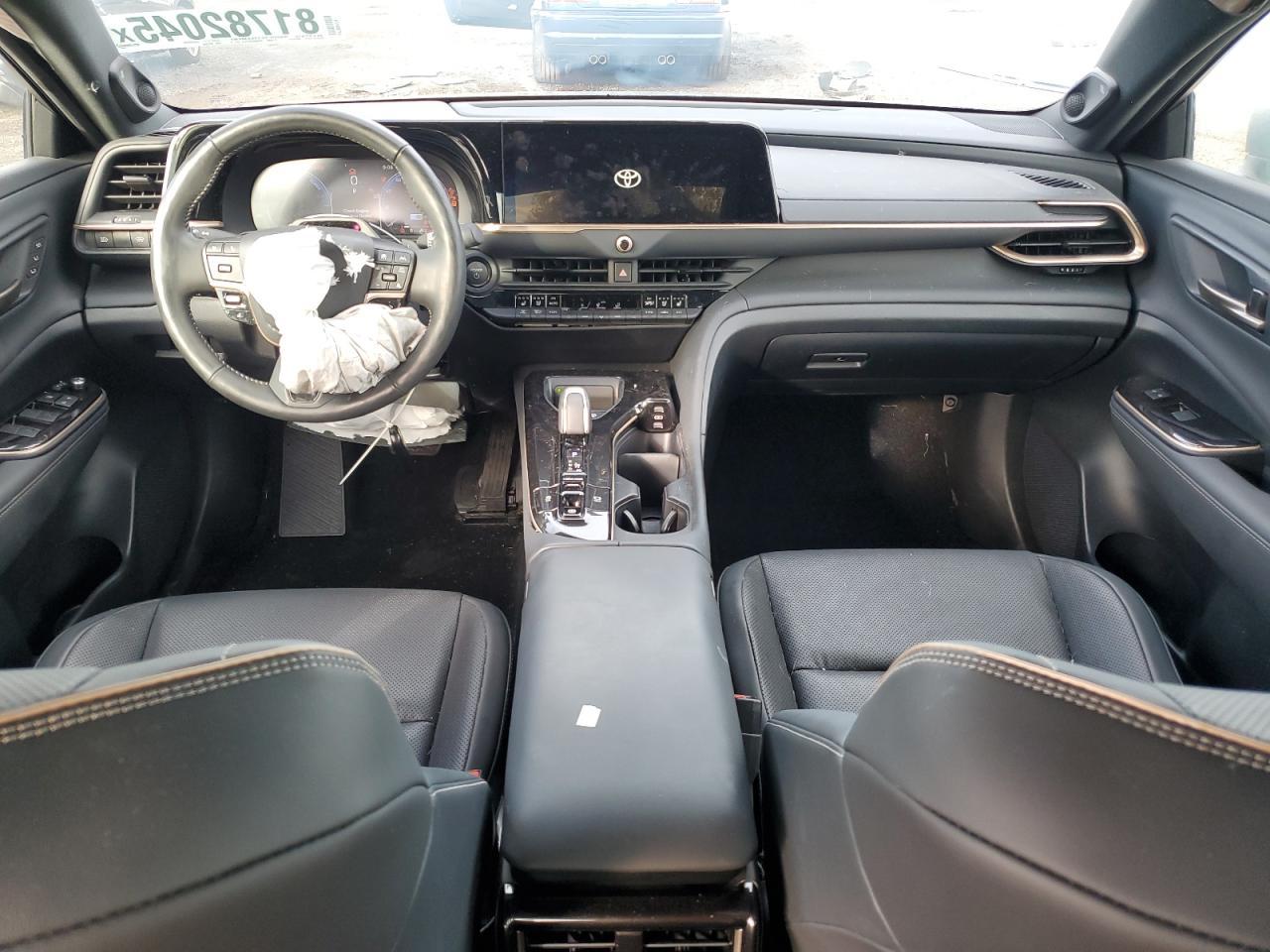 2024 TOYOTA Crown